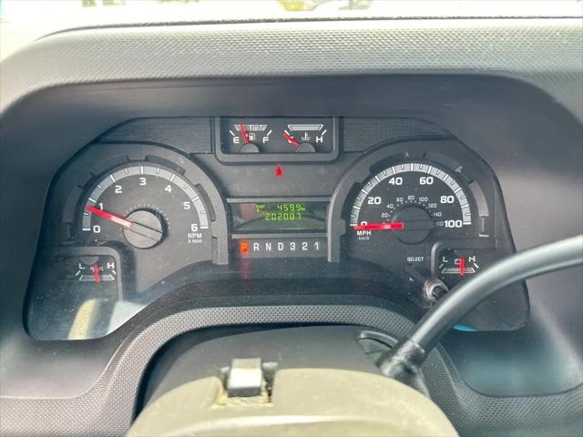 2014 Ford E-350 Cutaway E-350