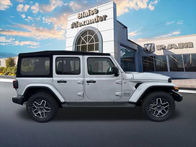 2024 Jeep Wrangler WRANGLER 4-DOOR SAHARA