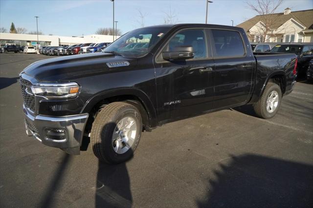 2025 RAM Ram 1500 RAM 1500 BIG HORN CREW CAB 4X4 57 BOX