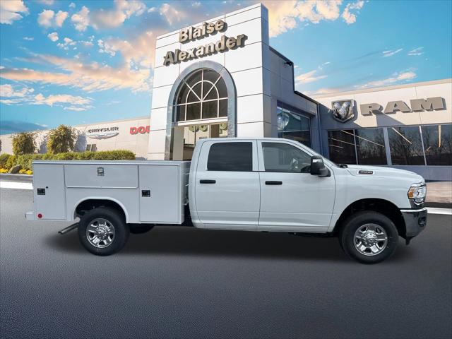 2024 RAM Ram 3500 RAM 3500 TRADESMAN CREW CAB 4X4 8 BOX