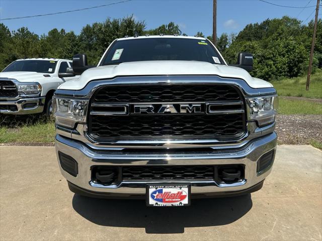 2024 RAM Ram 3500 RAM 3500 TRADESMAN CREW CAB 4X4 8 BOX