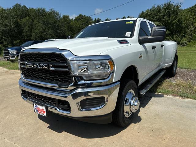 2024 RAM Ram 3500 RAM 3500 TRADESMAN CREW CAB 4X4 8 BOX