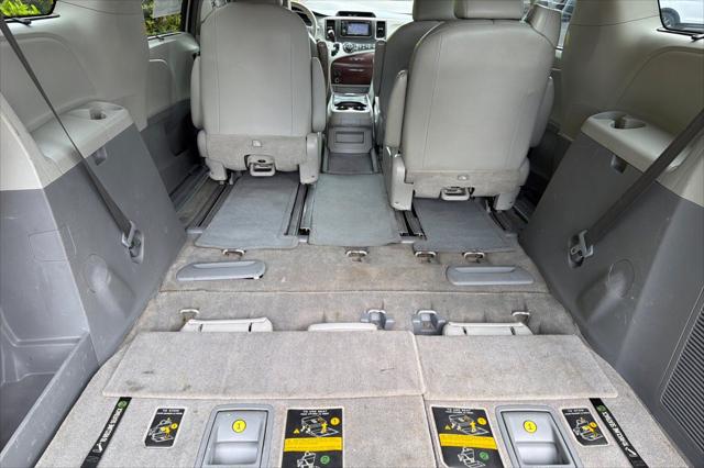 2013 Toyota Sienna XLE 7 Passenger