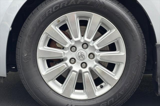 2013 Toyota Sienna XLE 7 Passenger