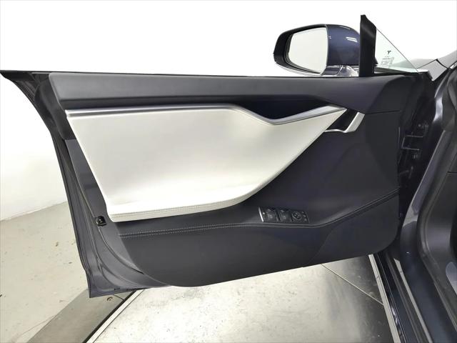 2017 Tesla Model S 75D