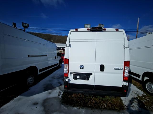 2024 Ram ProMaster 2500 Cargo Van SLT+ High Roof 159" WB