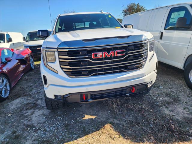 2024 GMC Sierra 1500 4WD Crew Cab Short Box AT4