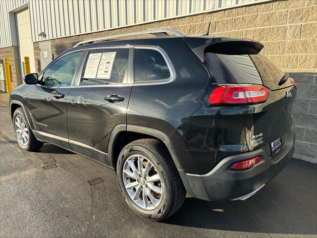 Used 2016 Jeep Cherokee For Sale in Wilmington, OH