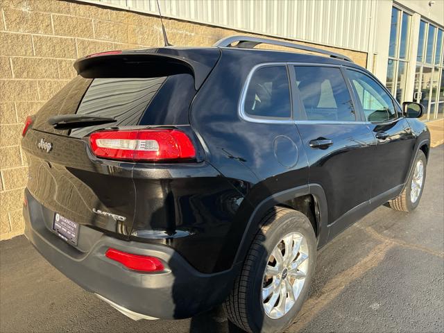 Used 2016 Jeep Cherokee For Sale in Wilmington, OH