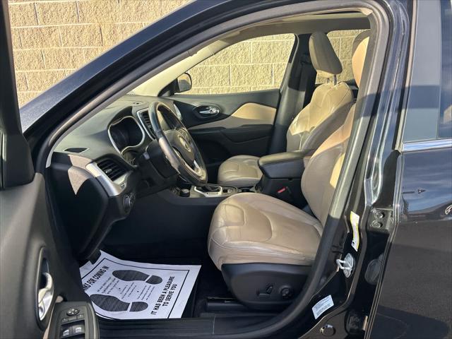 Used 2016 Jeep Cherokee For Sale in Wilmington, OH