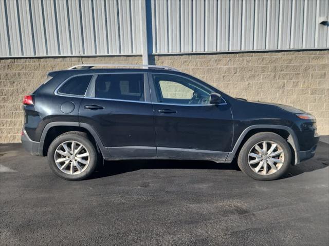 Used 2016 Jeep Cherokee For Sale in Wilmington, OH
