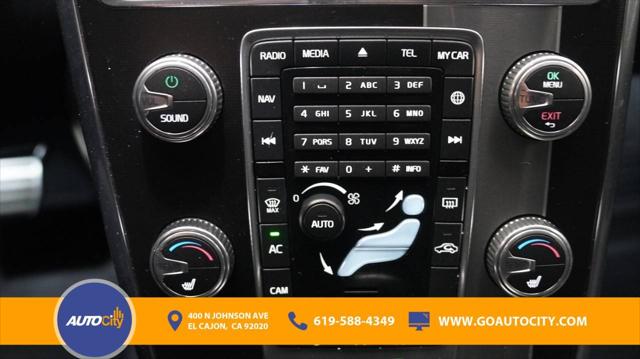 2017 Volvo XC60 T6 R-Design