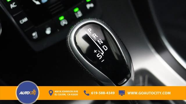 2017 Volvo XC60 T6 R-Design