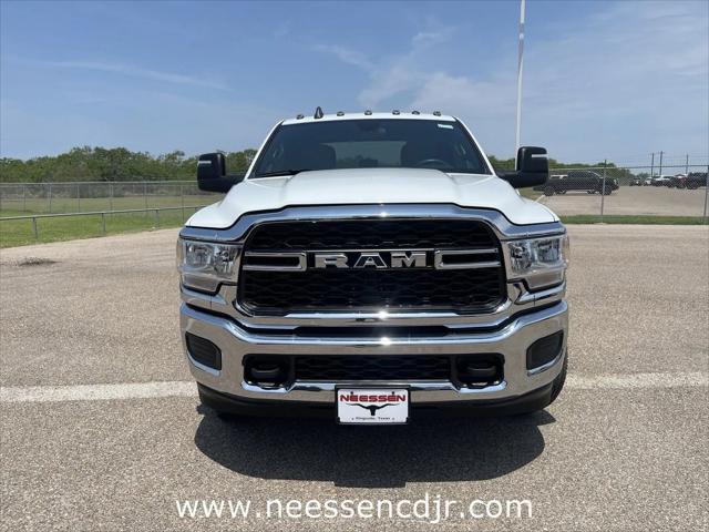 2024 RAM Ram 3500 RAM 3500 TRADESMAN CREW CAB 4X4 8 BOX