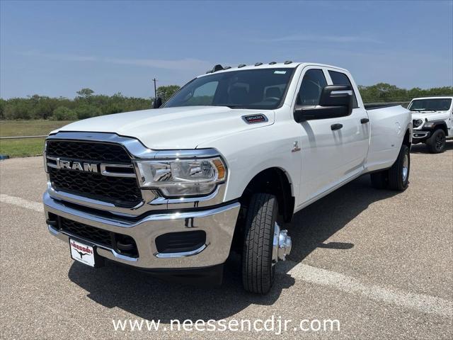 2024 RAM Ram 3500 RAM 3500 TRADESMAN CREW CAB 4X4 8 BOX