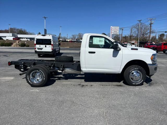 2024 RAM Ram 3500 Chassis Cab RAM 3500 TRADESMAN CHASSIS REGULAR CAB 4X4 60 CA
