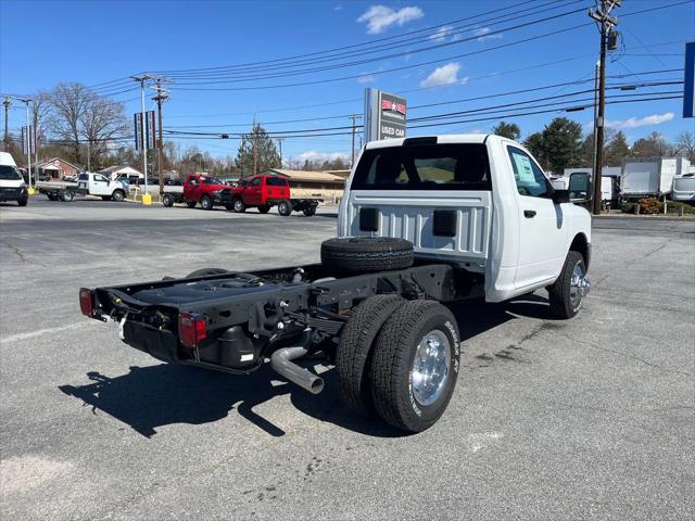 2024 RAM Ram 3500 Chassis Cab RAM 3500 TRADESMAN CHASSIS REGULAR CAB 4X4 60 CA