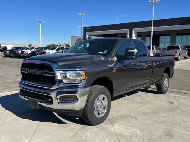 2024 RAM Ram 2500 RAM 2500 TRADESMAN CREW CAB 4X4 8 BOX