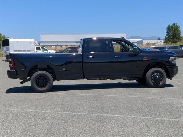 2024 RAM Ram 3500 RAM 3500 LARAMIE CREW CAB 4X4 8 BOX