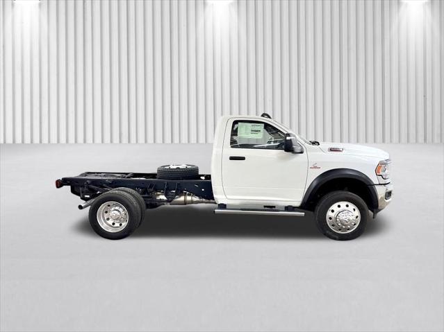 2024 RAM Ram 5500 Chassis Cab RAM 5500 TRADESMAN CHASSIS REGULAR CAB 4X4 60 CA