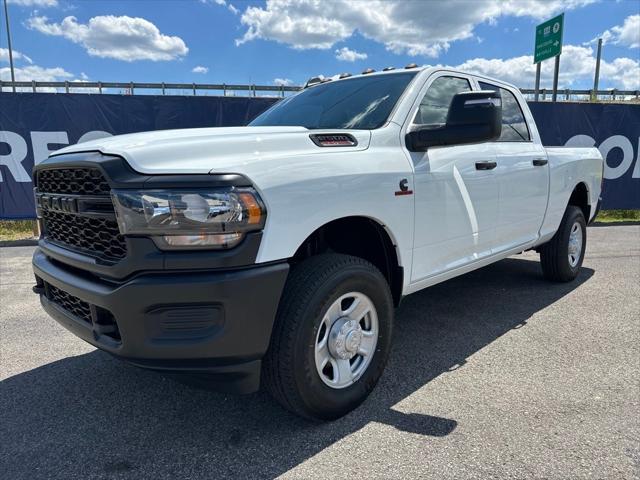 2024 RAM Ram 2500 RAM 2500 TRADESMAN CREW CAB 4X4 64 BOX
