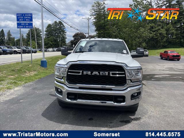 2024 RAM Ram 3500 Chassis Cab RAM 3500 TRADESMAN CREW CAB CHASSIS 4X4 60 CA