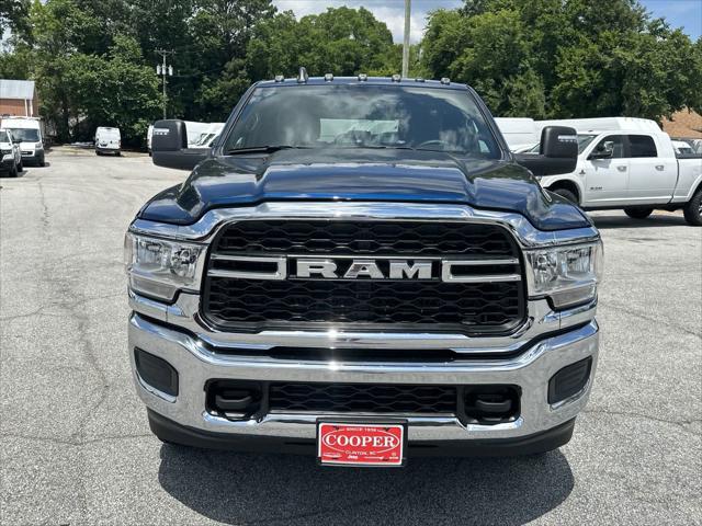 2024 RAM Ram 3500 RAM 3500 TRADESMAN CREW CAB 4X4 8 BOX
