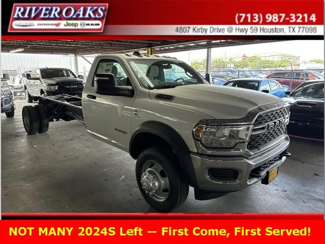 2024 RAM Ram 5500 Chassis Cab RAM 5500 SLT CHASSIS REGULAR CAB 4X4 120 CA