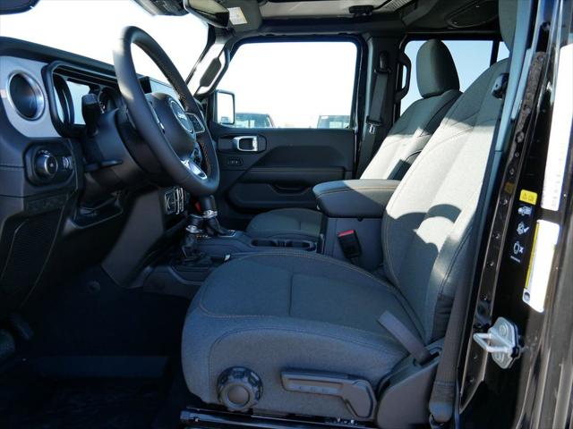 2024 Jeep Wrangler 4-Door Sahara 4x4