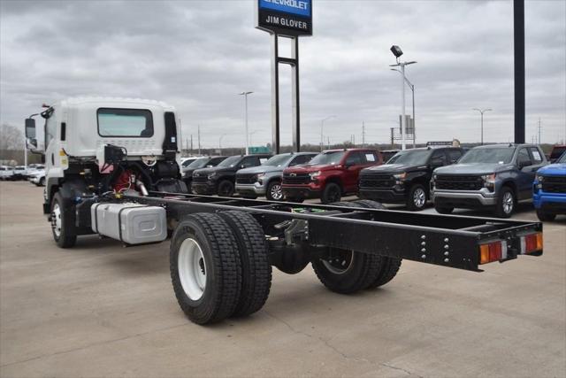 2025 Isuzu FTR Unknown