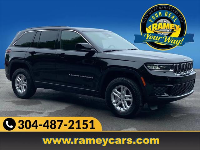 2024 Jeep Grand Cherokee GRAND CHEROKEE LAREDO 4X4