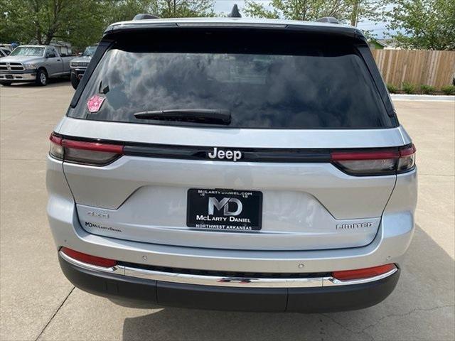 2024 Jeep Grand Cherokee GRAND CHEROKEE LIMITED 4X4