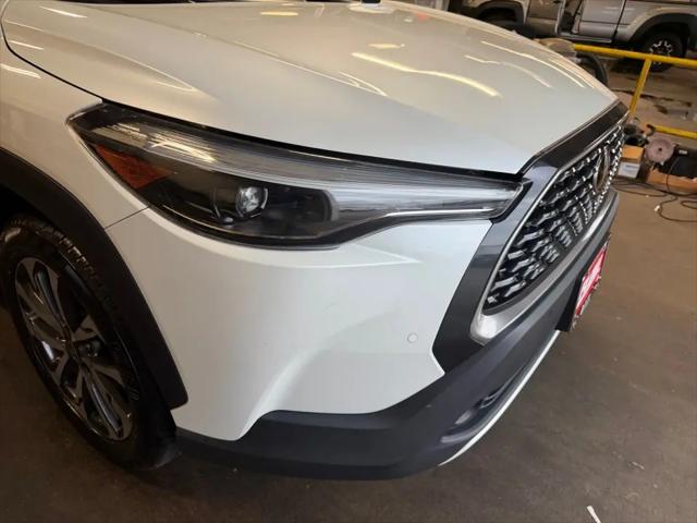 2023 Toyota Corolla Cross XLE