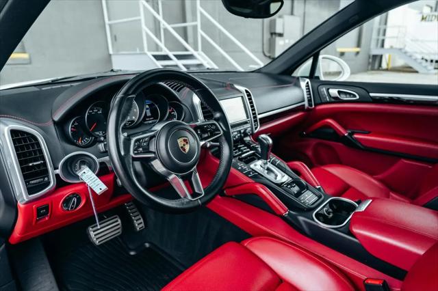2016 Porsche Cayenne S