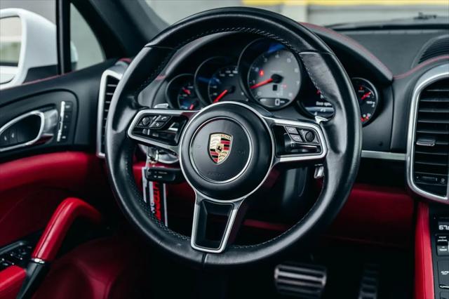 2016 Porsche Cayenne S