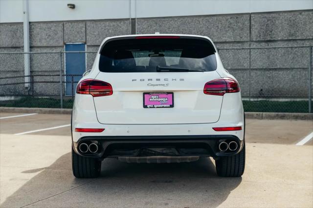 2016 Porsche Cayenne S