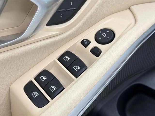 2024 BMW 3 Series 330i Sedan