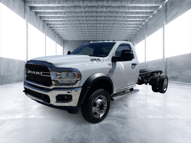 2024 RAM Ram 5500 Chassis Cab RAM 5500 TRADESMAN CHASSIS REGULAR CAB 4X4 84 CA