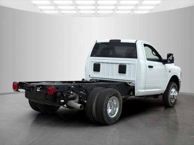 2024 RAM Ram 3500 Chassis Cab RAM 3500 TRADESMAN CHASSIS REGULAR CAB 4X4 60 CA