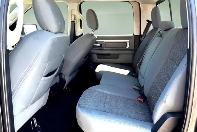 2018 Ram 1500 Big Horn Crew Cab 4x2 5'7" Box