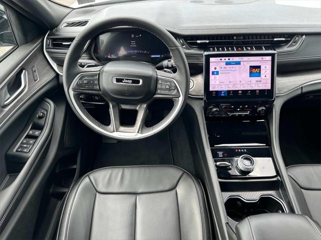 2024 Jeep Grand Cherokee GRAND CHEROKEE L LIMITED 4X4