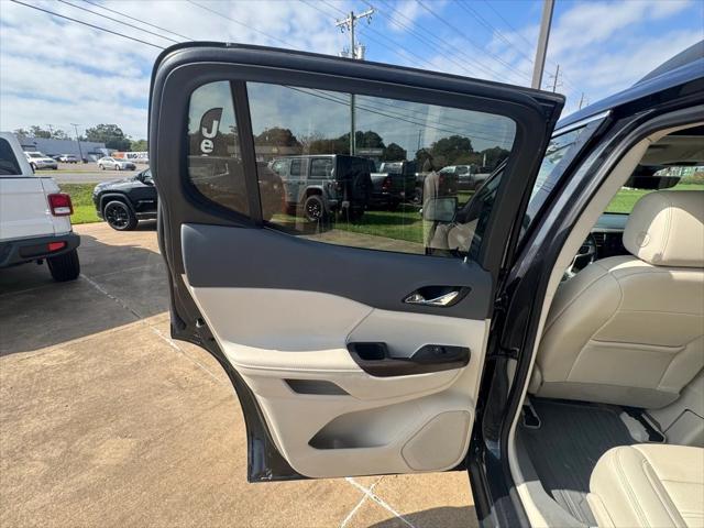 2022 GMC Acadia FWD Denali