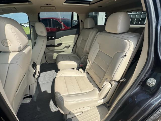 2022 GMC Acadia FWD Denali