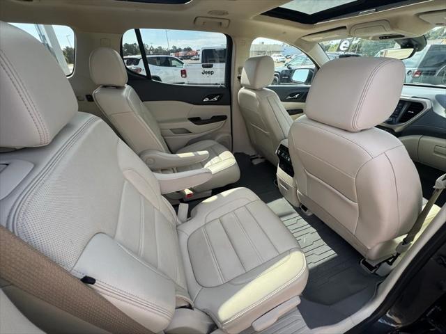 2022 GMC Acadia FWD Denali