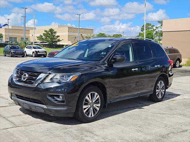 2018 Nissan Pathfinder SL 2018 Nissan Pathfinder SL