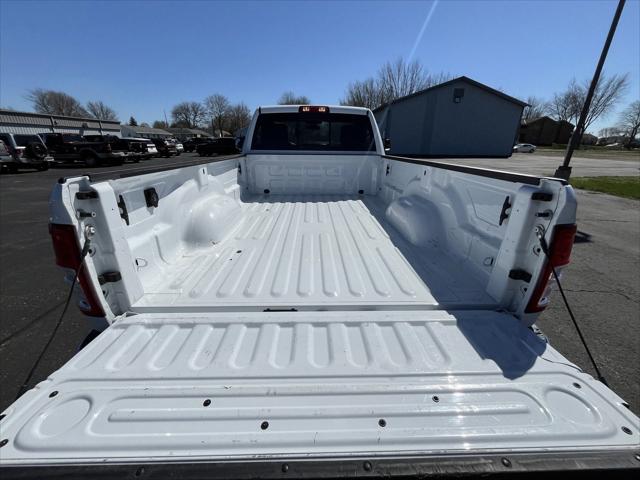 2021 RAM 3500 Tradesman Regular Cab 4x4 8 Box