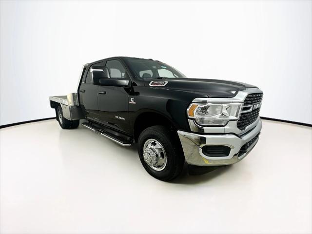 2024 RAM Ram 3500 Chassis Cab RAM 3500 SLT CREW CAB CHASSIS 4X4 60 CA 2024 RAM Ram 3500 Chassis Cab RAM 3500 SLT CREW CAB CHASSIS 4X4 60 CA