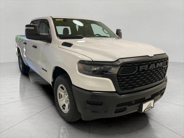 2025 RAM Ram 1500 RAM 1500 TRADESMAN CREW CAB 4X4 57 BOX