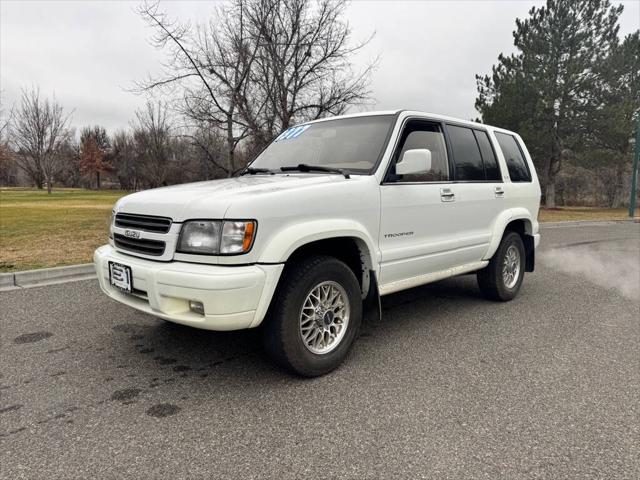 2000 Isuzu Trooper Limited