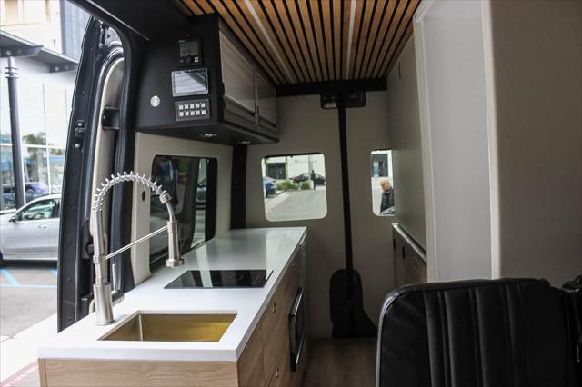 2023 Mercedes-Benz Sprinter 2500 Standard Roof 4-Cyl Diesel HO